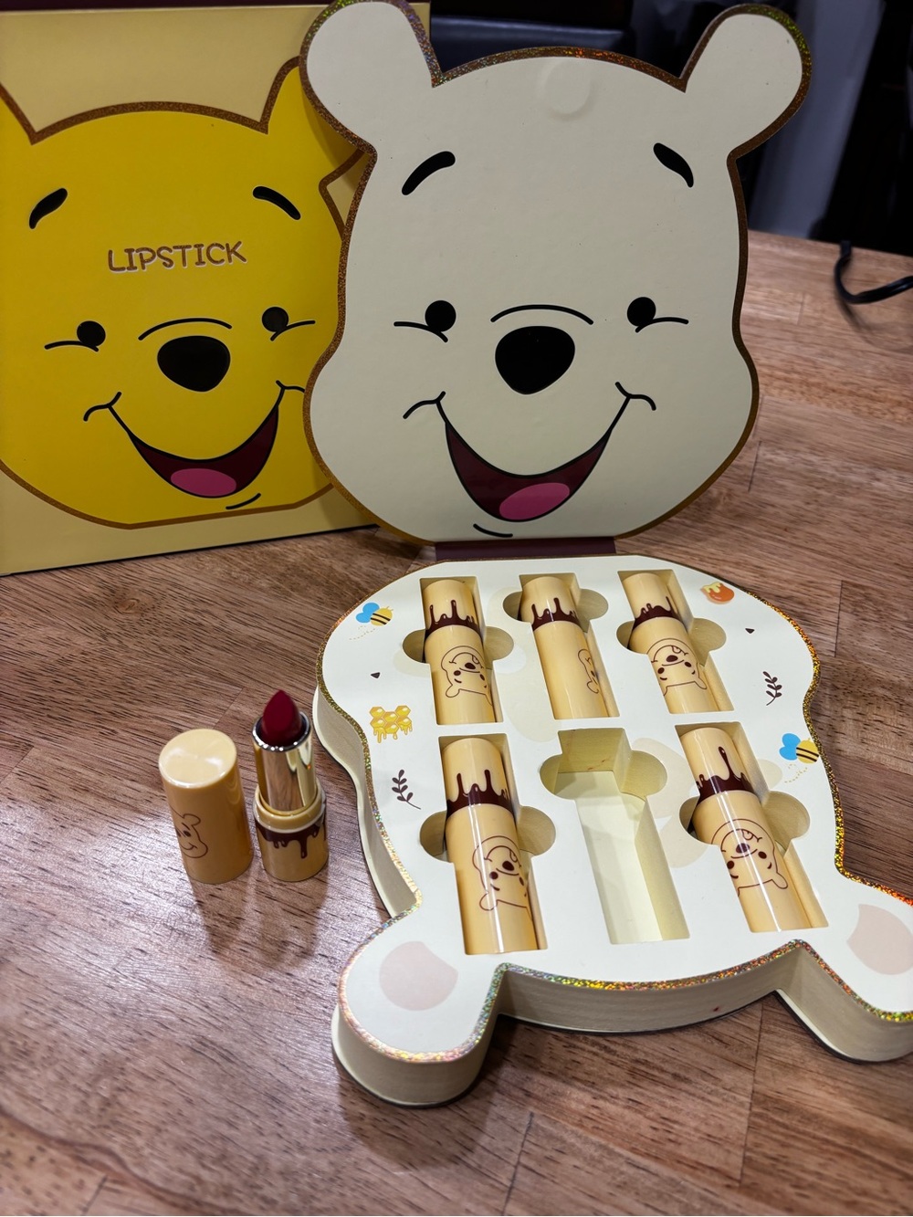 Winnie the Pooh Lipstick Set